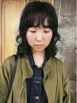 ドットプラス リム(Dot+LIM) (stylist高橋)黒髪ウルフパーマ