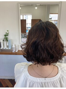 ヘアーアンドメイクアップモパ パーマ