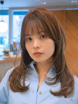 サーカス バイ ビュートリアム 青山(CIRCUS by BEAUTRIUM) 小顔ロングレイヤー/シースルーバング/青山表参道/20代30代40代