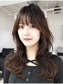 艶ココアベージュ_小顔レイヤー韓国くびれミディ暗めカラー