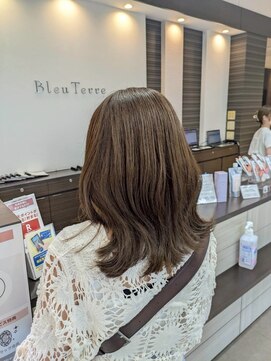 盛岡ブリーチなし【オリーブ】レイヤーカットで抜け感Inオススメ