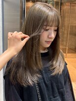 エトレ(etore)&nbsp;透明感ブラウンアッシュ/ロング/レイヤーカット