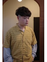 エディ(Edy) メンズマッシュスペインカール波巻きパーマ刈り上げ眉毛カット