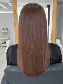 リベッタ(Ribetta)の写真/厳選した上質な薬剤と技術で、根元から毛先まで滑らかな手触りで理想のストレートヘアが手に入ります♪