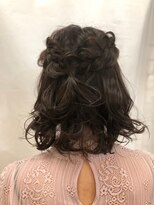 ネオリーブ シュシュ 神保町店(Neolive susu)&nbsp;編み込みハーフアップ