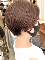 ソーコ 渋谷(SOCO)&nbsp;大人かわいい前下がりショートピンクベージュブラウン（徳竹）