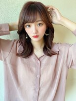 アフロート ディル(AFLOAT D'L)&nbsp;みきなヨシンモリくびれミディひし形20代エギョモリ小顔髪型人気