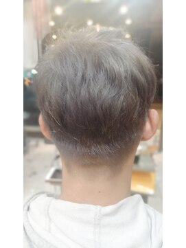 ヘアリゾートユア 新大久保店(hair resort YuA) グレーカラー