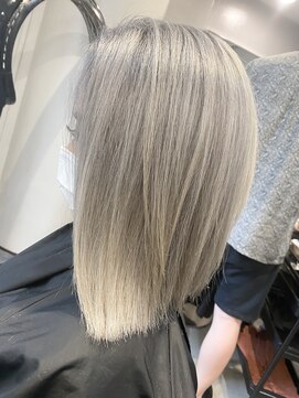 オリ(‘Oli) ホワイトベージュ