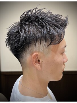 ヒロギンザ 新橋日比谷口店(HIRO GINZA) アップバング73フェード