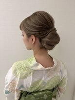 ヘアイズム ブランシュ(hair-ism BLanCHe) 【BLANCHE】毛流れシニヨン