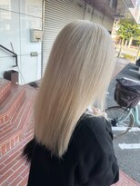 リンドヘアー(Lindo hair) ホワイトブロンド