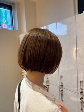 ルーチェココ ブラン(Lu'ce coco blanc) くびれヘアミニマムシルエット・ナチュラルボブ