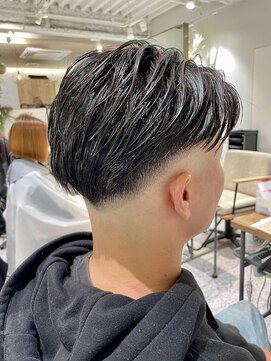 ゼストララ(ZEST Lara) 【YUICHI】スキンフェードカット【吉祥寺】