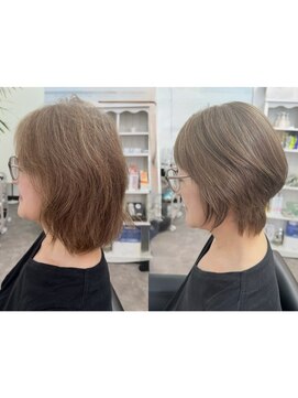 ゲイン(Gain) ショートカット白髪ぼかしダブルカラーハイライトレイヤーカット