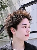 渋谷スパイキーパーマルーズショート大人ビジネスショートパーマ