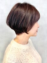 リファインド(REFINED)&nbsp;人気の前下がりショートボブ