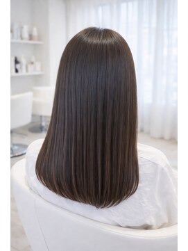 トイロ(toiro) レイヤーカットミルクティーベージュブリーチなしダブルカラー