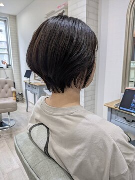 ガーデン バイ イル(GARDEN by illu Co.Ltd) 少し長めが素敵なショートボブ【谷町九丁目】