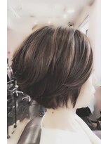 ヘア サルーン ジゴレッタ(Hair Saloon Gigoletta) 大人ショートボブ