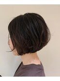 襟足ギリギリボブ
