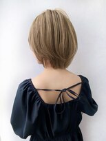 ブレンドバイハピネス(Blend by happiness)&nbsp;ショートボブ　前髪　ベージュ