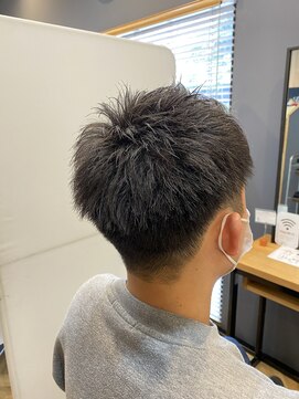 アルター(aL ter) ツーブロック刈り上げ短髪スタイル