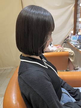 ネオリーブ クタ 町田店(Neolive kuta) 【Ｎｅｏｌｉｖｅｋｕｔａ町田店】切りっぱなしボブ