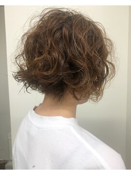 キジ(KIJI) ボブ×スパイラルパーマ