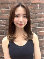 ロンド ストラーダ 心斎橋(Lond strada)&nbsp;韓国前髪顔周りロング×インナーグレージュ[心斎橋/髪質改善]