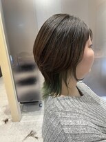 シー(THEE)&nbsp;ウルフカット