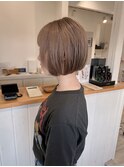 ミルクティーベージュ