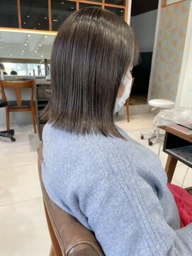 バブ バイネオリーブ(Bab by neolive) 切りっぱなしボブ/白髪ぼかし/ハイライト/タッセルボブ