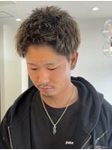 刈り上げアップバングショート