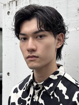 ガズル ハラジュク(GUZZLE HARAJUKU) *シンプルミディアムマッシュ　アレンジ　スパイラルパーマ*