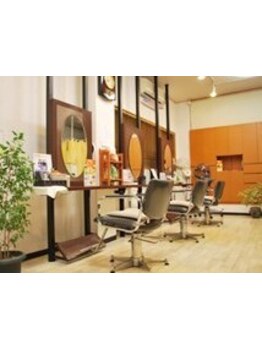 居心地の良い空間でリラックスして過ごせる♪長く通いやすい美容室なら”美容室リーフ”