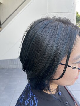 ブルーブラック