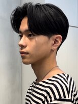 ニコ トウキョウ ロジック(nico TOKYO Logic)&nbsp;センターパートニュアンスパーマ曲がる縮毛矯正