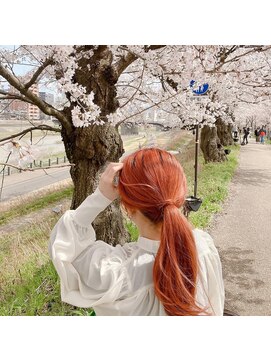 ジュラク(JURAKU) ポニーテール×アプリコットオレンジカラー