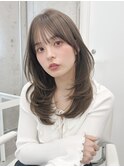 オリーブベージュ 明るめカラー 透明感カラー