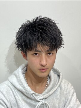 シャインセカンド 大宮(SHINE Second) 刈り上げセンターパート/波巻きツイストスパイラル/大宮