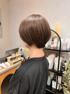 サロンエフ(salon f) 丸みコンパクトショート