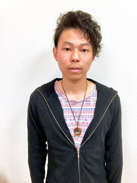 ヘアー キュート(hair CUtE) 黒髪とナチュラルなアップバングがハンサムなショート！