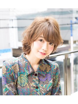 アリン(allin) イルミナ+アディクシーサファイア+伸ばしかけボブ