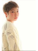 ブリーチオンカラーオリーブベージュの寒色系カラーセシルカット