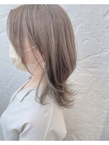 カモン(CAMON)&nbsp;[CAMON. ]#ホワイトグレージュ#こなれミディ#くびれヘア