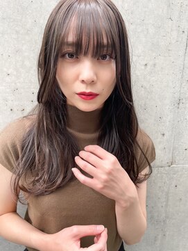 ソワリー 栄(THOiRY) 大人可愛い20代30代40代小顔艶髪簡単スタイリングふんわりカール