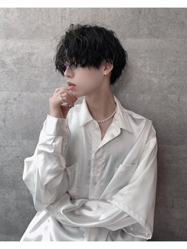 シン(syn) 束感/コンマヘア/アップバング/ツーブロックマッシュ