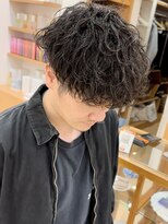 ガーデンヘアー(Garden hair)&nbsp;【中鉢】波巻きパーマ 刈り上げマッシュ