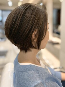 ザビー(THE B) 本八幡×アディクシーカラー×ブリーチなしカラー×ショートボブ